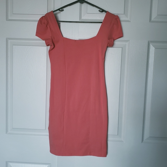 Coral mini dress - Picture 3 of 4